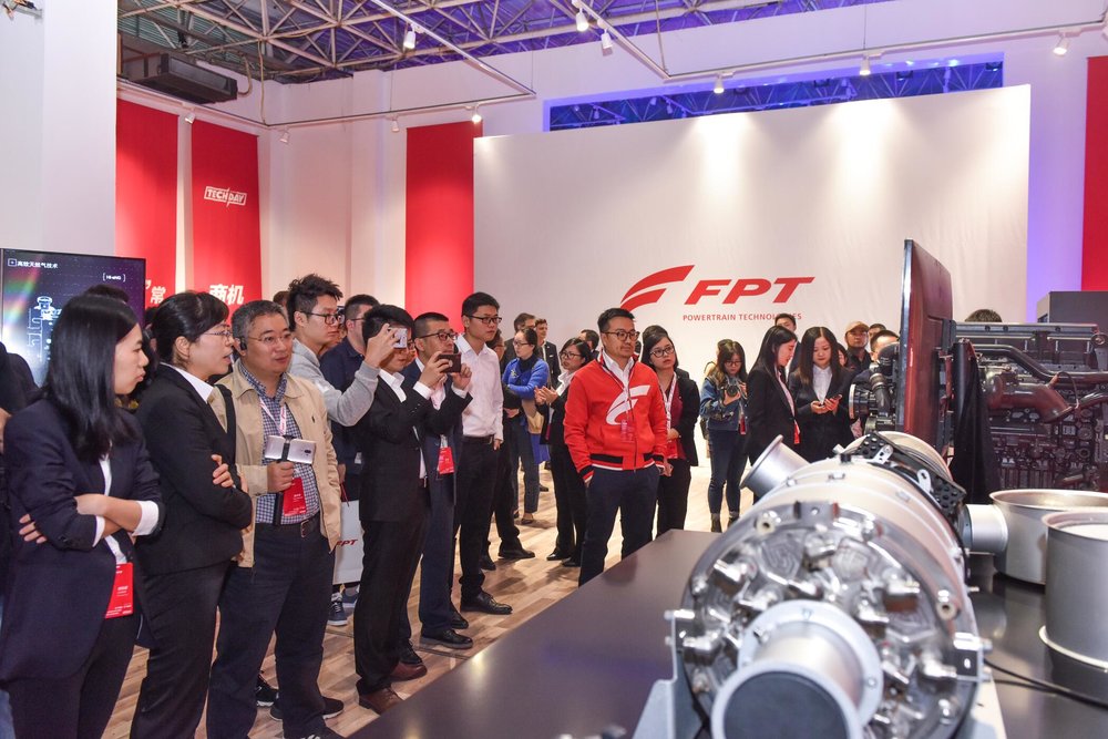 FPT工业公司在重庆举行 “菲常商机，芯动未来”技术日展示其GBVI柴油发动机和F1A柴油 - 混合动力系统